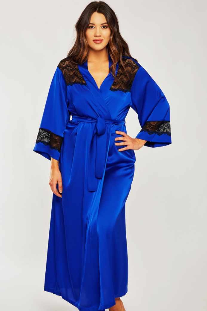 Tess : Kimono Long, Élégance Satinée et Dentelle