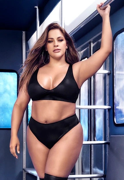 Ensemble Wet Look à Bretelles et Dos Croisé Effet Cuir