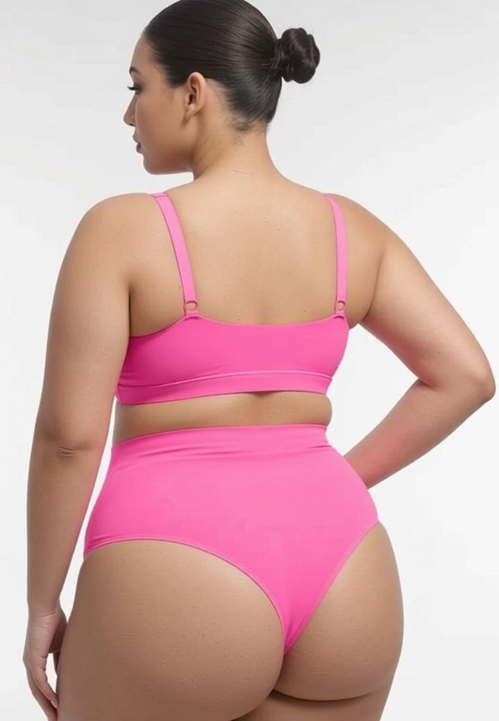 Culotte gainante rose : taille haute lissante, coupe string invisible