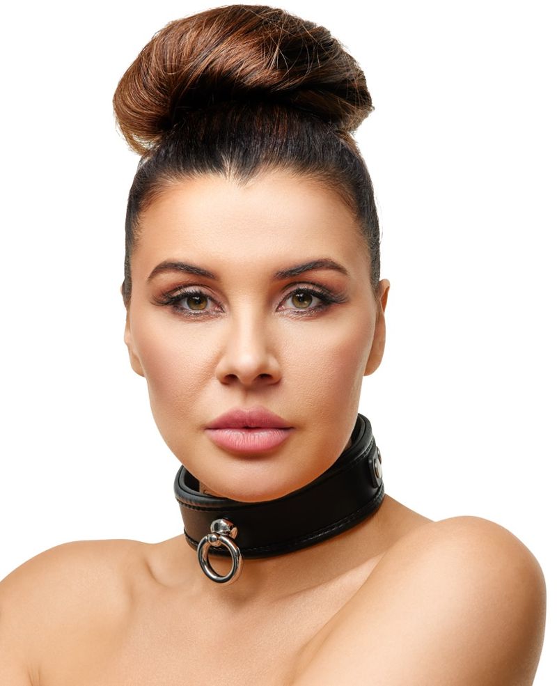 Collare di cuoio grande - Audacia e controllo raffinato